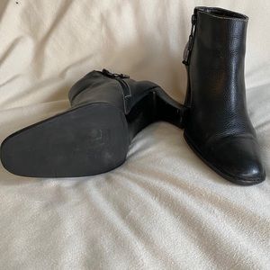 Ralph Lauren Women’s Leather Booties 8.5